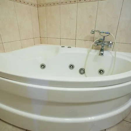 شقة Atheneum Center Terrace & View Flat *